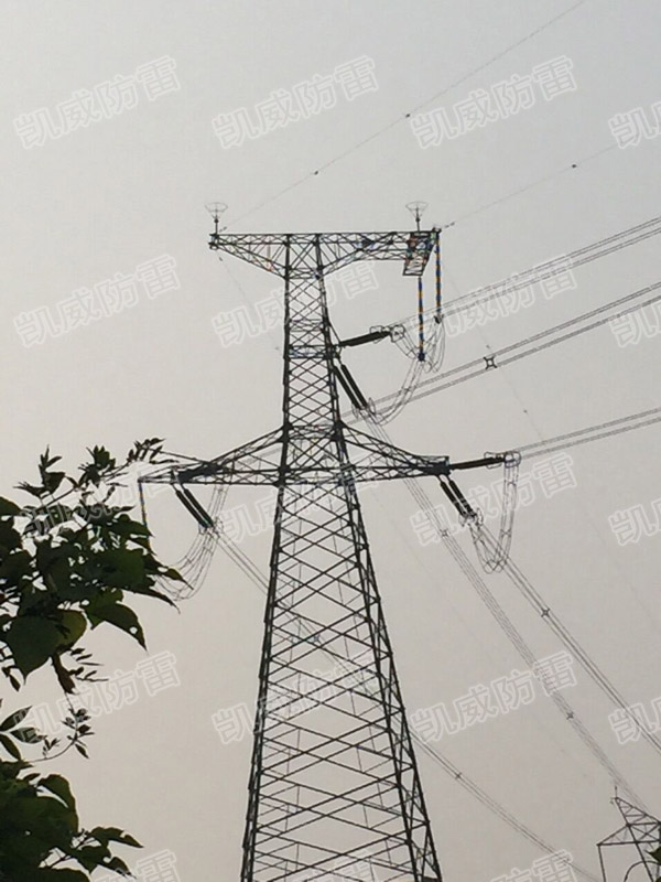 高壓線路雷電接閃器安裝圖.jpg